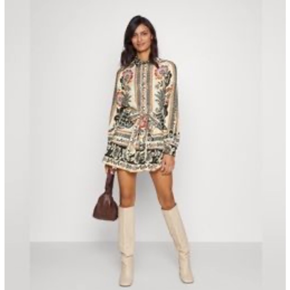 NWT FARM RIO Romantic Garden mini dress. Sold out style - Picture 2 of 12